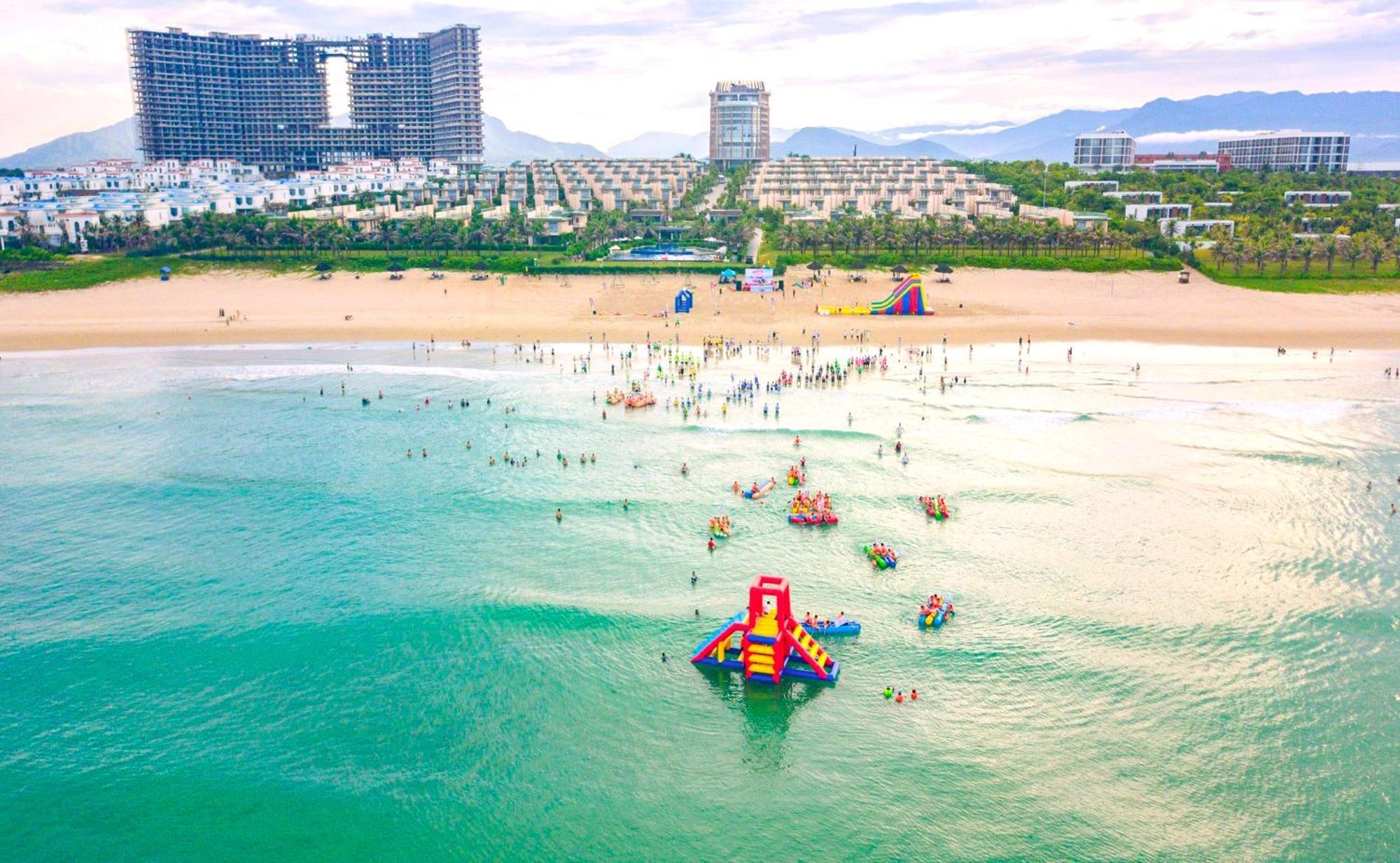 Sunny Smes - Virgo * Nha Trang