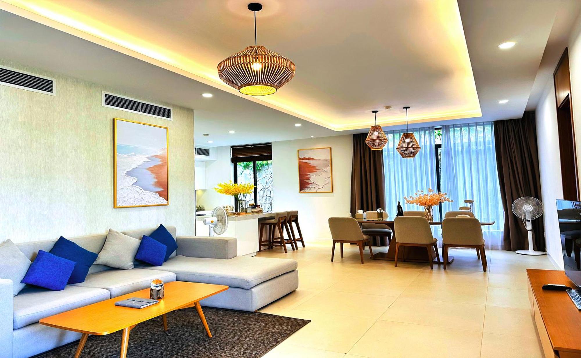 Sunny Smes - Virgo Apartment